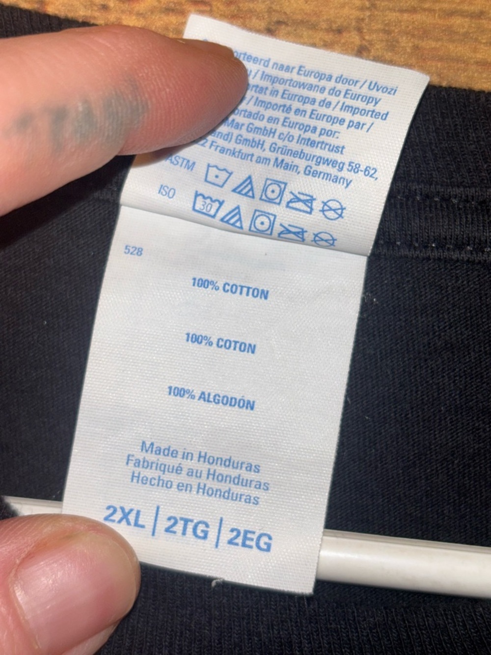 Port & Co T-shirt - Picture 3 of 3